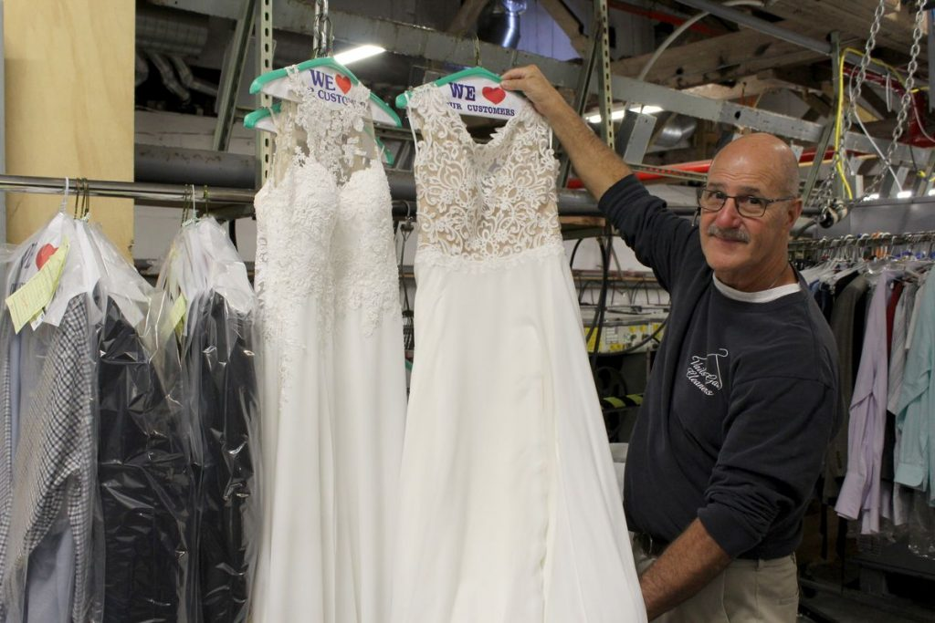 How Much Does it Cost to Wedding Dress Cleaning in 2025?